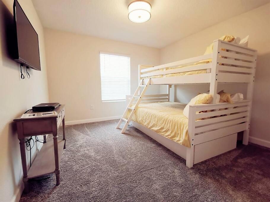 Makin Memories Gated Style Community Storey